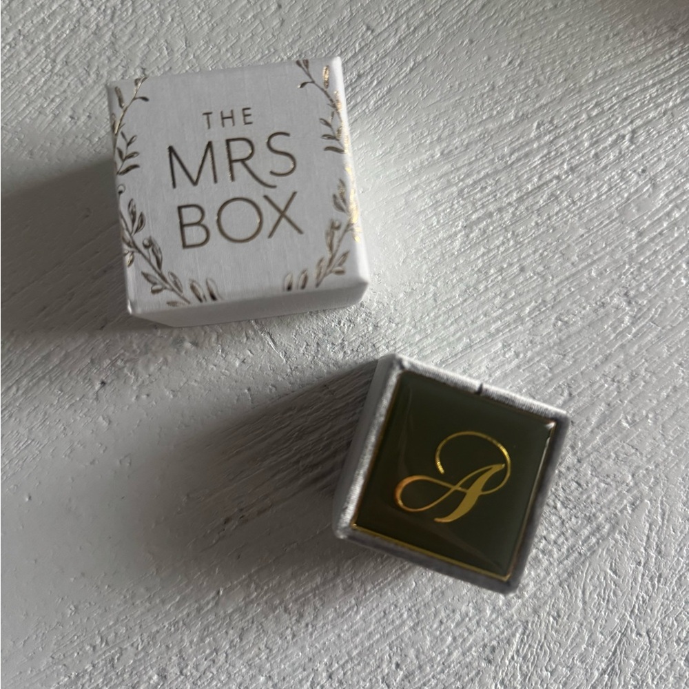 The Mrs Box | The Rushmore Classic Double
Enamel Monogram with “A”